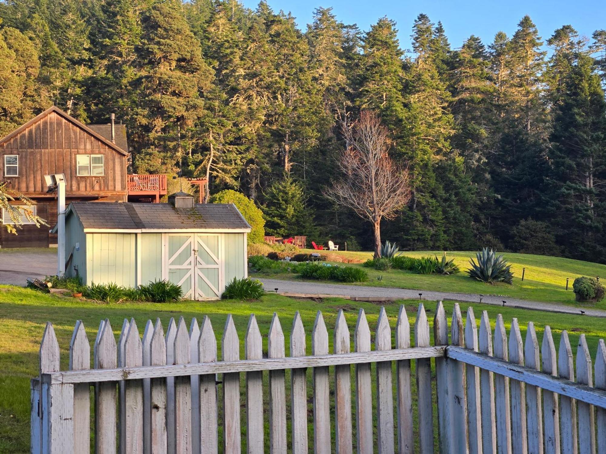 Inn At Schoolhouse Creek Little River Exteriör bild